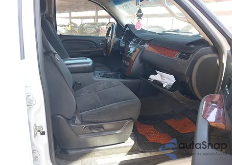 2007 Chevrolet Tahoe Lt from USA, damaged, VIN 1GNFC13077R210465